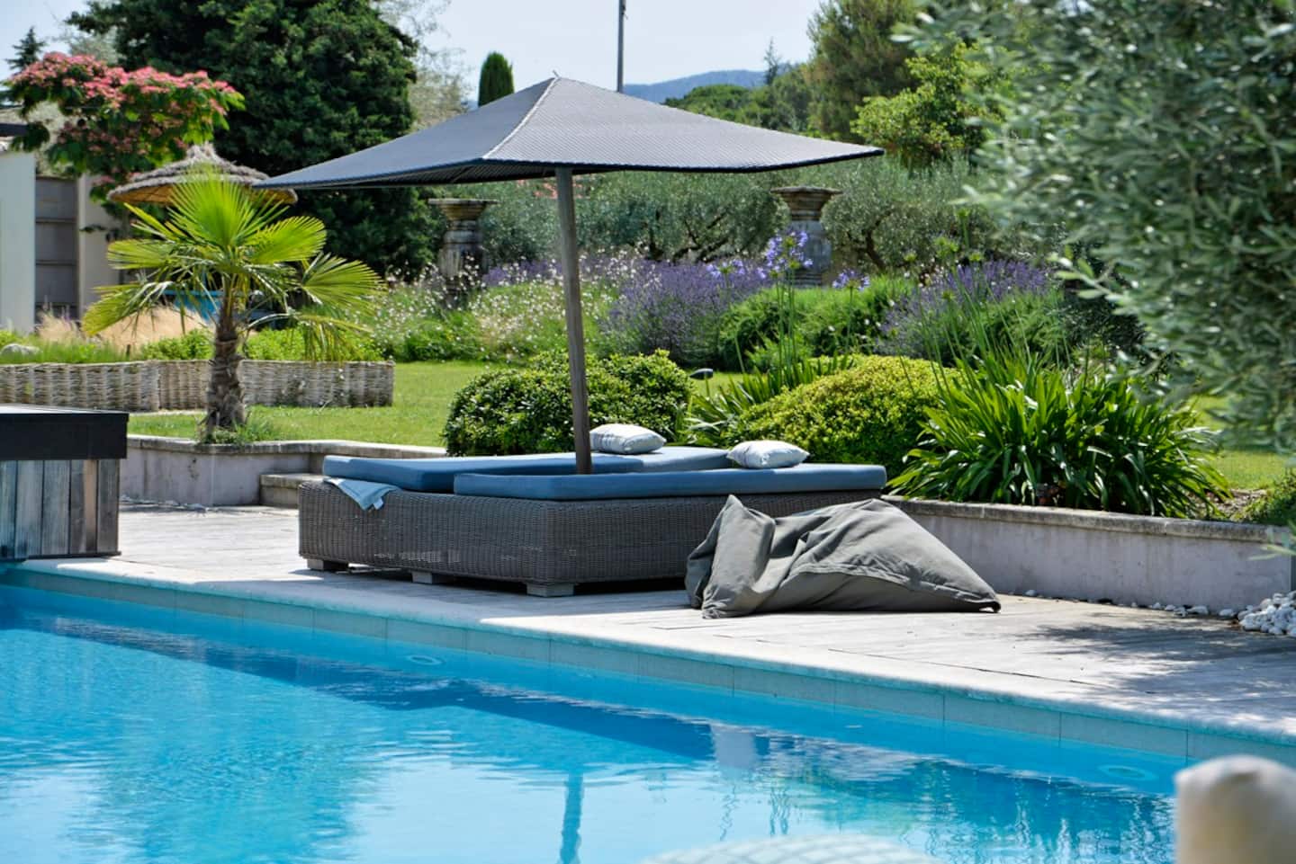 Villa Drossa - The swimming pool